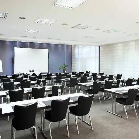 Hotel Nh Messe 4*