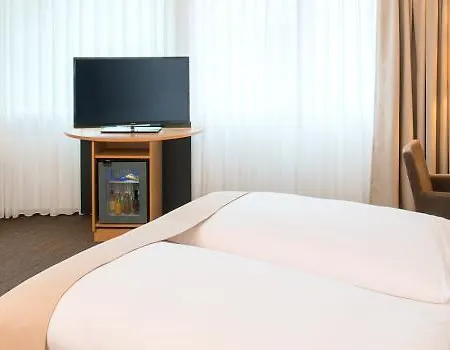 Hotel Nh Messe 4*