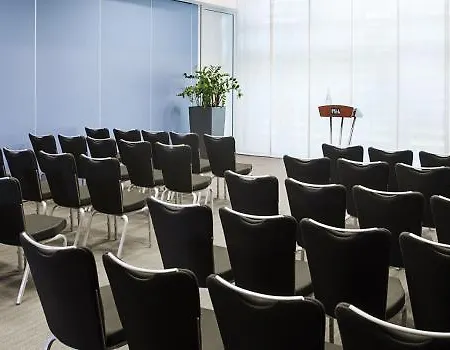 Nh Messe מלון