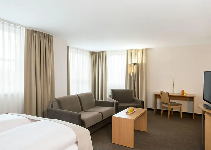 Nh Messe Hotel 4*